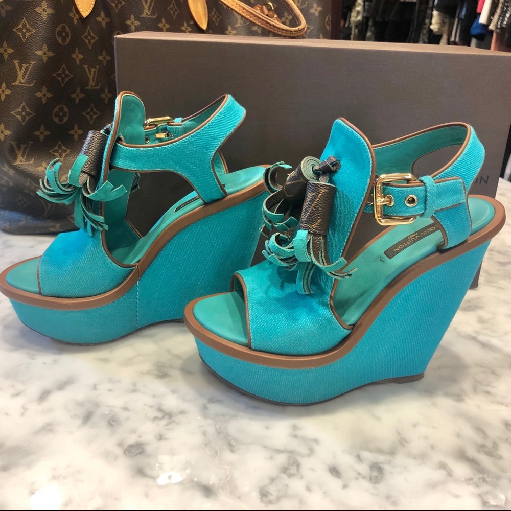 Louis Vuitton Destination Wedges